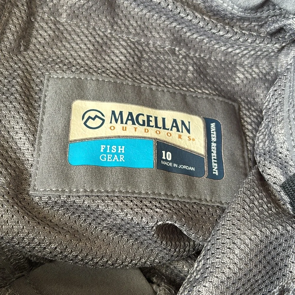 Magellan Boys Fish Gear Gray Shorts Size 10
